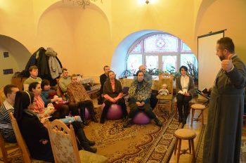 Християнські курси для вагітних «Дар життя», провели Києві  свій перший курс занять 